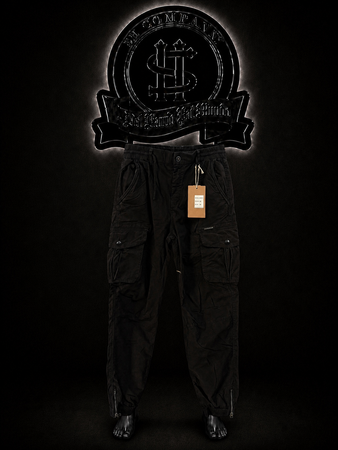 JEAN CARGO COLOR/NEGRO DETALLES/BOLSILLOS/PIERNAS
