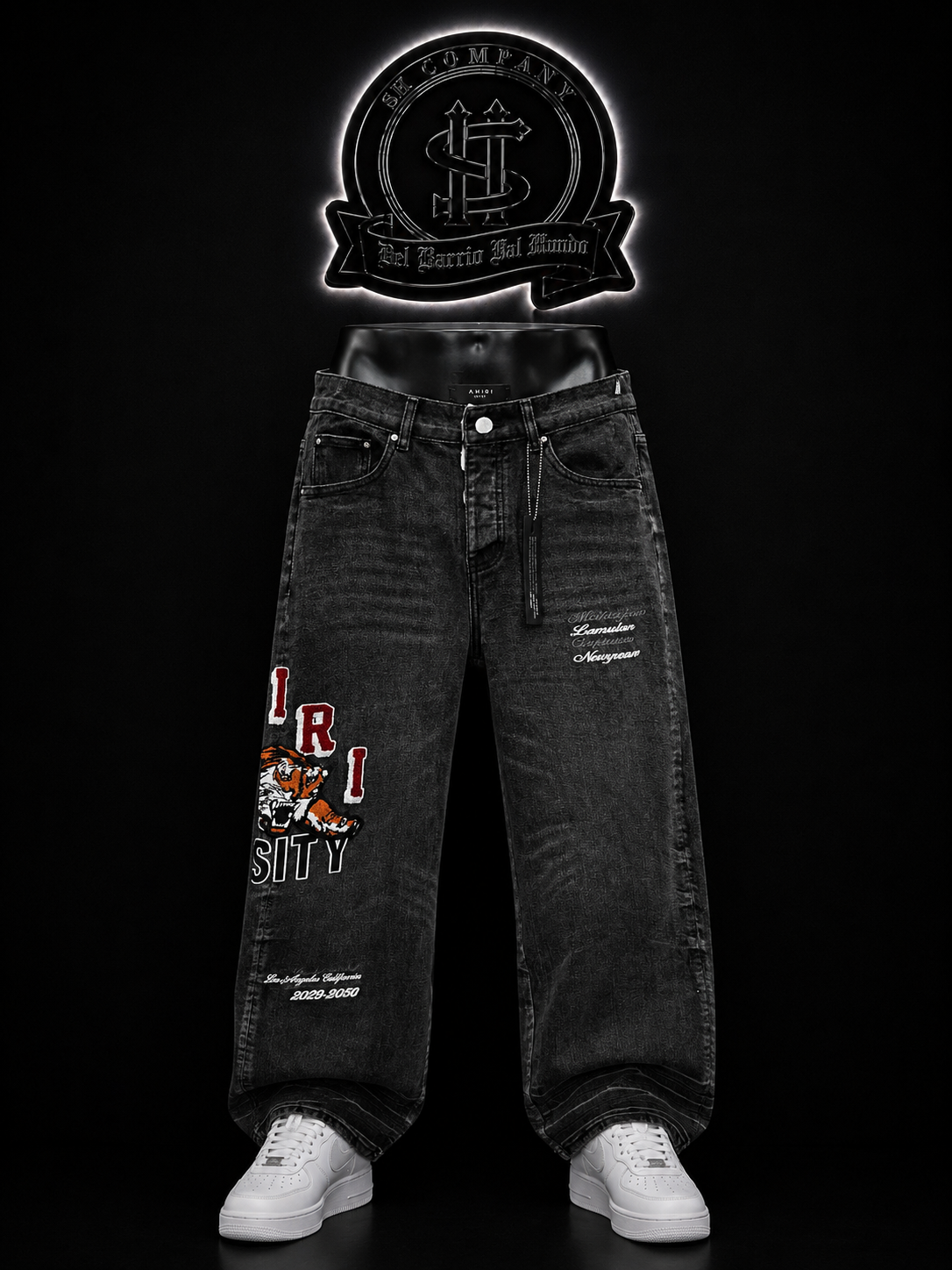 JEANS BAGGY BOTA RECTA COLOR/NEGRO DETALLE/ESTAMPADOS