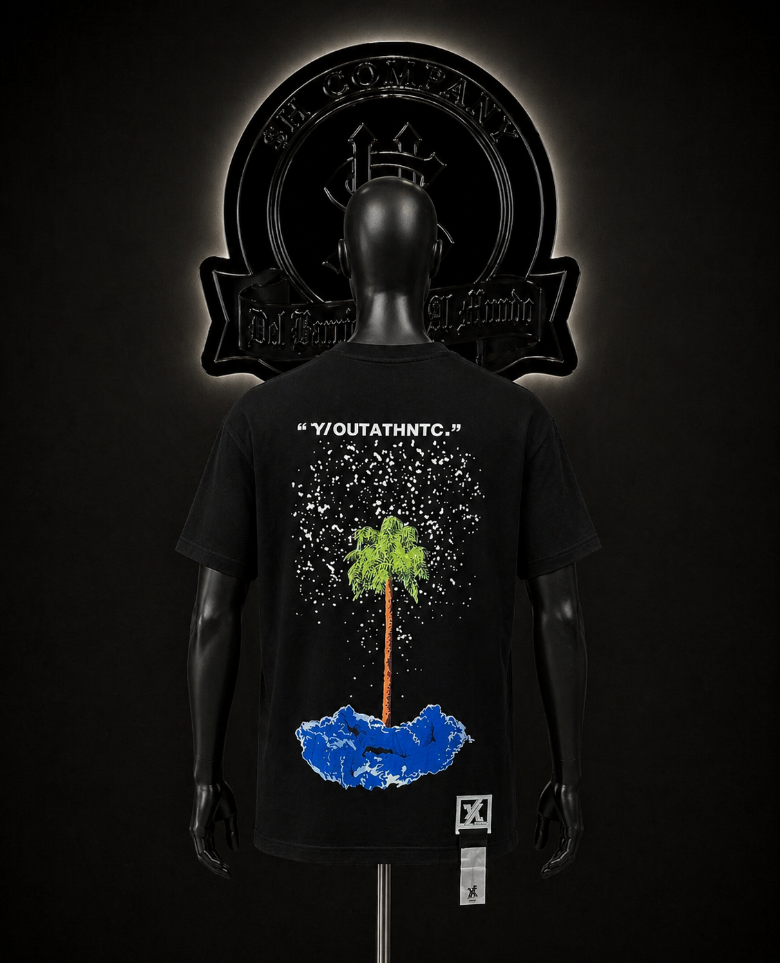CAMISETA OFF COLOR/NEGRO DETALLES/ESTAMPADO/PALMERA/ESPALDA