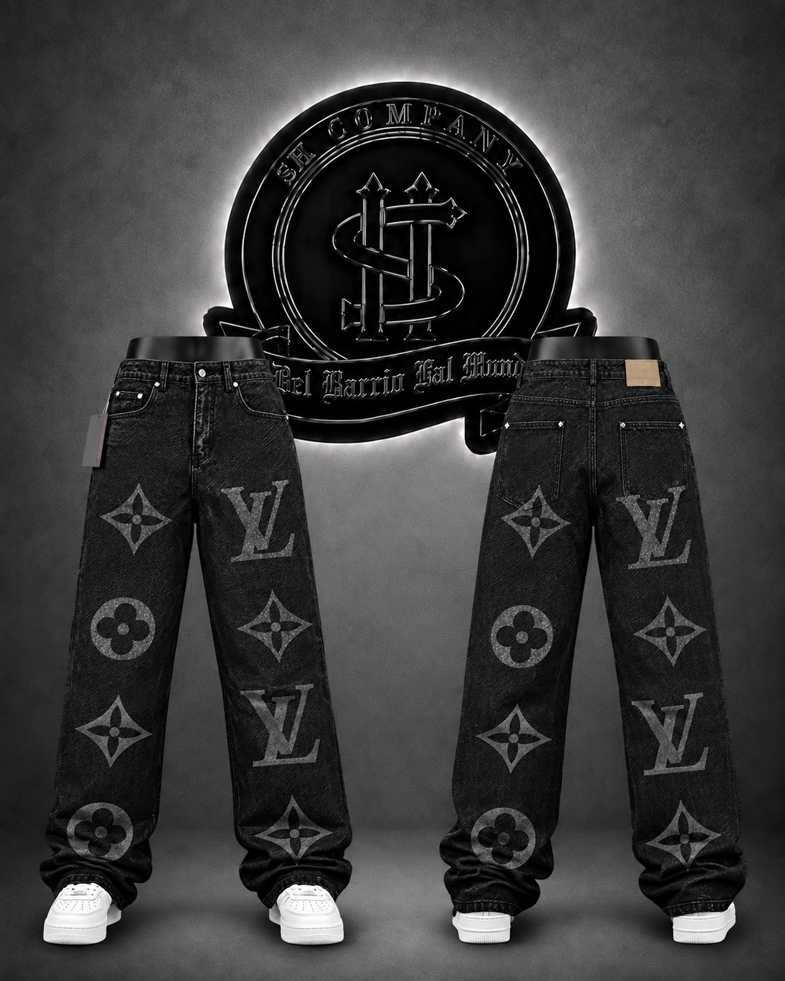 JEANS LV BOTA RECTA COLOR NEGRO/DETALLE/ESTAMPADO “LV” FRONTAL Y ESPALDA