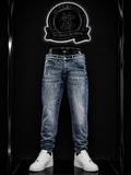 JEANS HG BOTA RECTA COLOR/AZUL DETALLE/PLACA VERDE