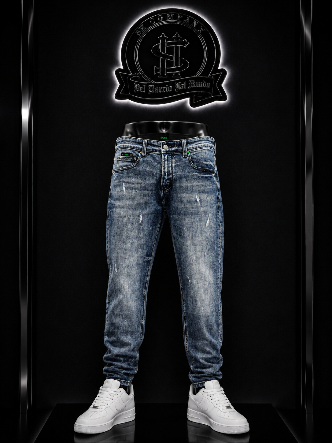 JEANS HG BOTA RECTA COLOR/AZUL DETALLE/PLACA VERDE