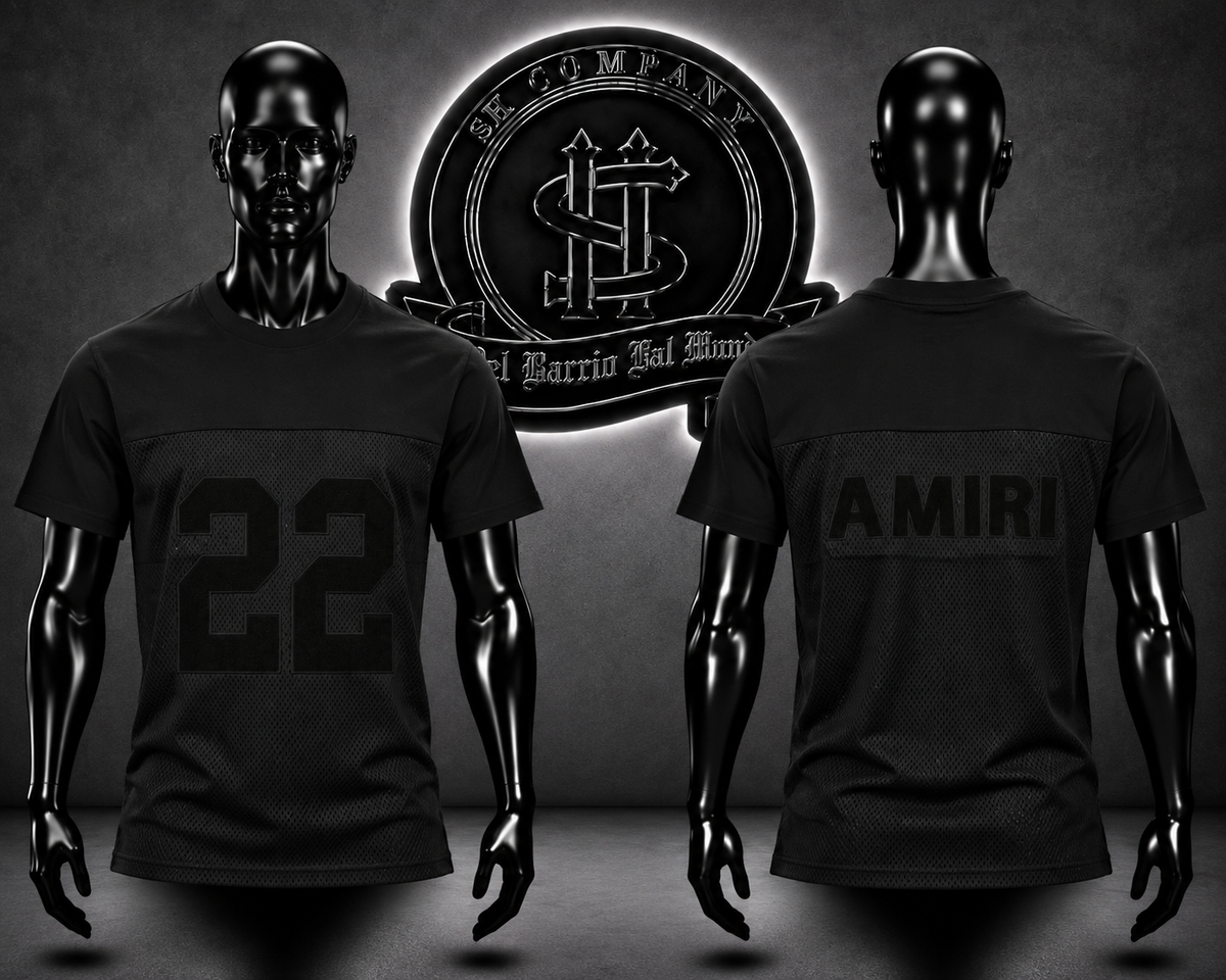 CAMISETA AMR COLOR NEGRO/DETALLE/TRANSPIRABLE/ESTAMPADO 22 DELANTERO/LOGO ESPALDA